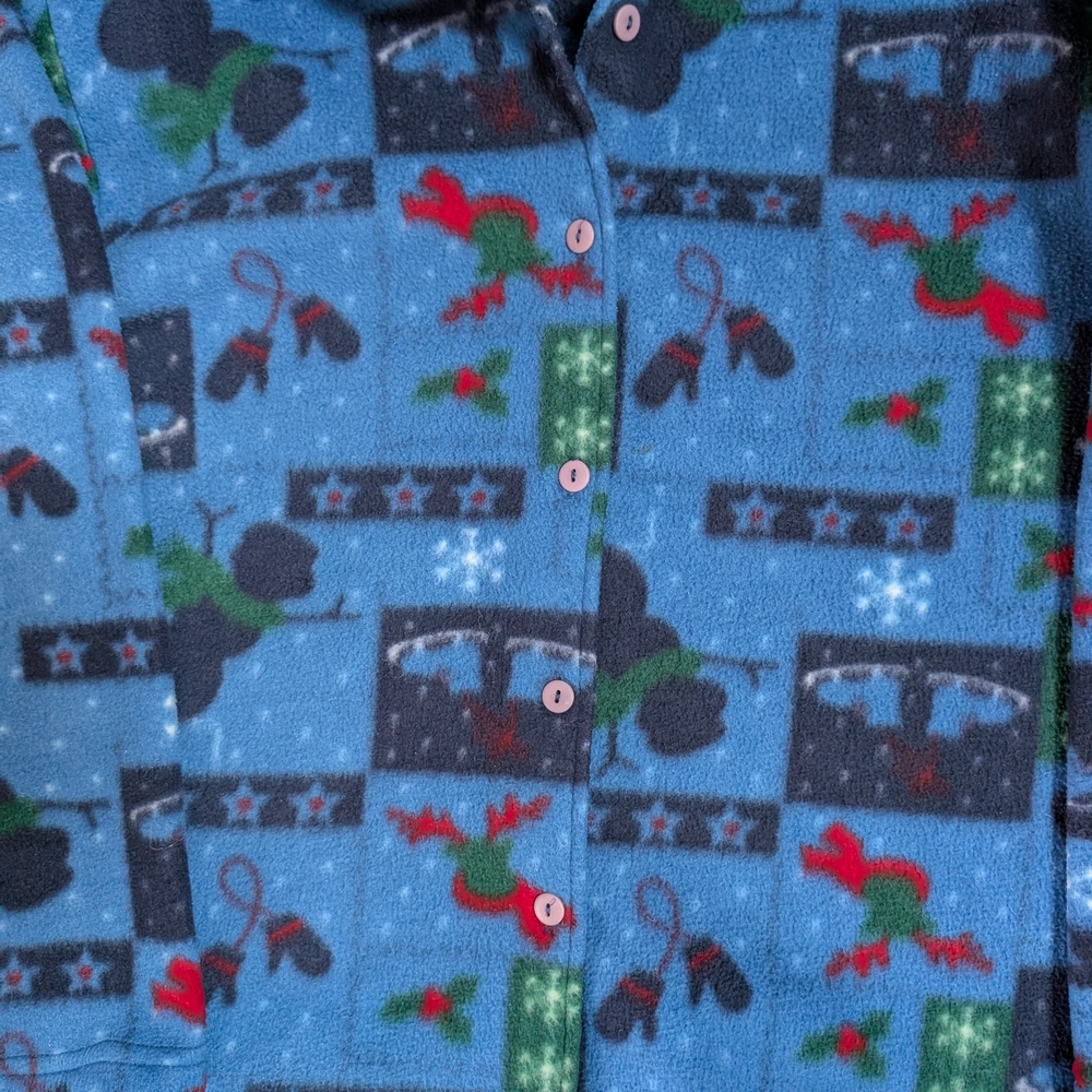 Blue holiday Patterned Button-Up Fleece - Picture 8 of 10